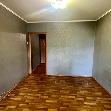 Івана Каркача бульв., 77