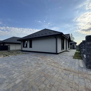 Бориса Лятошинського вул. (1 Травня), 33