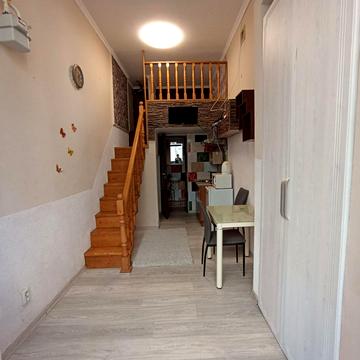 Пантелеймона Куліша вул., 31