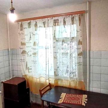 Продається 2-кімнатну квартиру на Молодіжному!