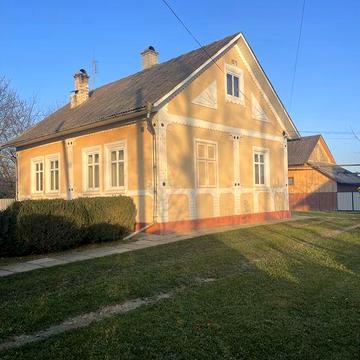 Здається будинок в Старій Жадові, на довги термін