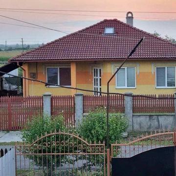 Продажа будинку 219м² + 2x 20 сот ( 2 участок) смт Батьово