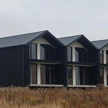Продаж таунхауса / котеджа в стилі барнхаус