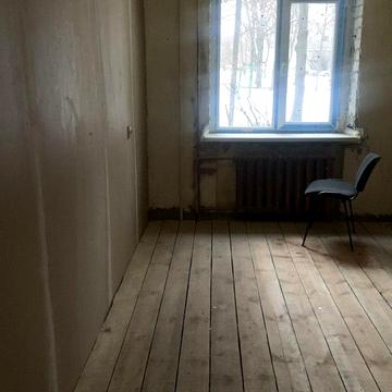 Астрономічна вул., 13