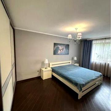 #93 Продаж 2-к кв м Київ Соломʼянський р-н вул Гладківська 1/7