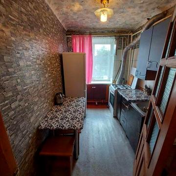 Продам двокімнатну квартиру в центрі Кобеляк
