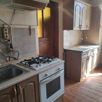 Продам 1 кімнатну квартиру з гаражем і городом