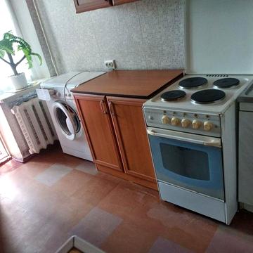 Без%. м. Лукянівка 700 метрів. ОРЕНДА 1-ї кв. Вул. Дектярівська 12/7.
