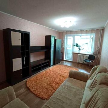 Довгострокова оренда 1к Квартира Калнишевського Петра вулиця