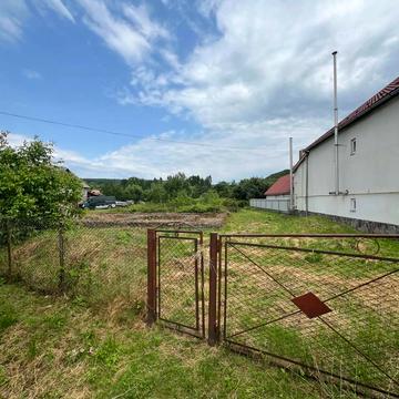 Центральна