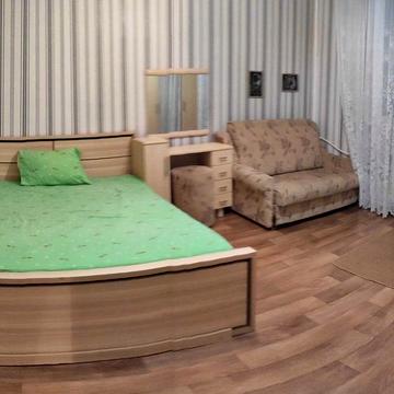 Продам 2-х к кв центр пр Поля пр Леси Украинки