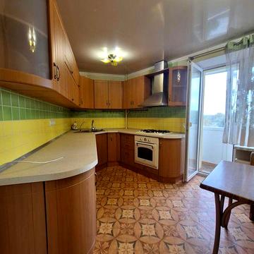 Сдается 3  ком. кв. Корабельный р-н  пр.Богоявленский 312.