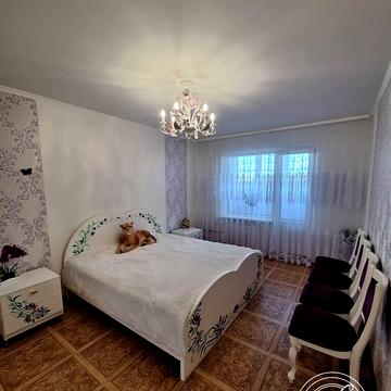 Здолбунівська вул., 13