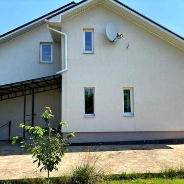 Продам будинок в районі вул. Шишкарівської