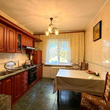 Продаж 3-кімн. квартири,  просп. Корольова, 6, сертифікат, постанова