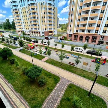 Івана Кожедуба вул., 8-A