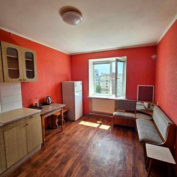 Продам квартиру, ж/м Победа-6, пер. Добровольцев, пр. Героев