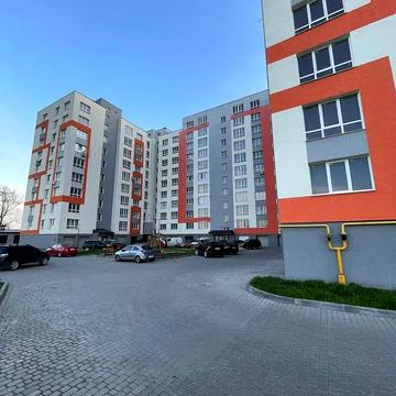 Потічна вул., 1