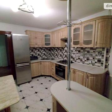 Продаж 3к Квартира Злуки проспект