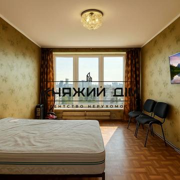 Березняківська вул., 2