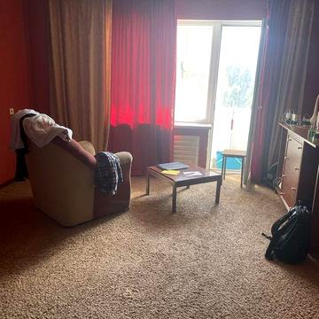 Квартира центр бабурки Ювілейний проспект 4поверх  9 поверхового будин