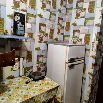 Срочно продам гостинк Одесская, 4/5, Кирпичный дом, 9000
