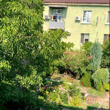 Івана Мазепи просп. (Петровського), 30