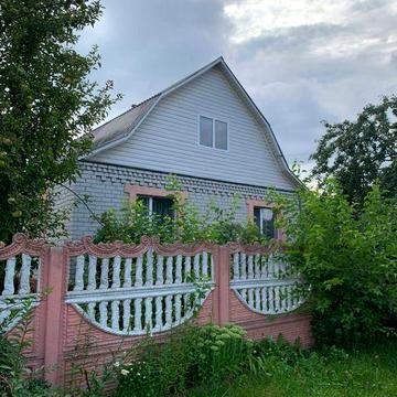 Продається просторий житловий будинок в місті Малин, Житомирська обл.
