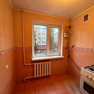 Продам 2 кімн. квартиру 2/5 в ЦЕНТРІ
