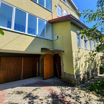 Здам будинок біля Івано-Франківська с.Черніїв