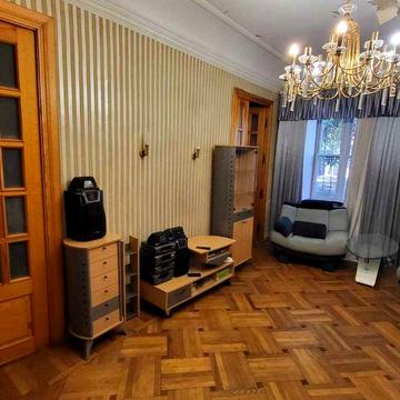 Продажа трехкомнатной квартиры в центре Одессы пер.Нечипуренка