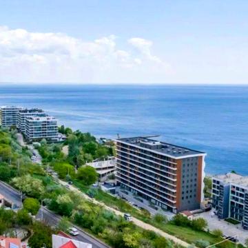 Студия с балконом первая линия от моря! 13 ст Фонтана!