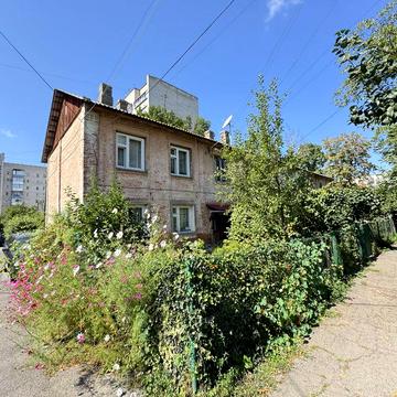 Продається 2-кімнатна квартира на Ближньому Замості
