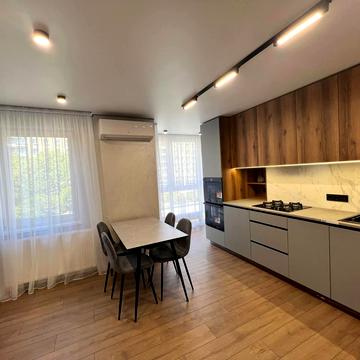Степана Бандери вул., 79