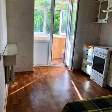 1к квартира, ЦЕНТР, 38 м2, 4/4 поверх, ЦЕГЛА, з косметичним ремонтом!