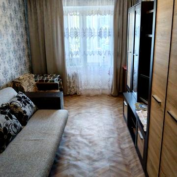 Олександра Довженка вул., 10