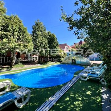 Продаж Будинку 250м2 з басейном, ремонтом та меблями ТОП ЛОКАЦІЯ