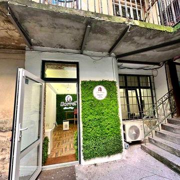 Продаж квартири півпідвалу площею 45,8 м² по вул.Бандери, 35