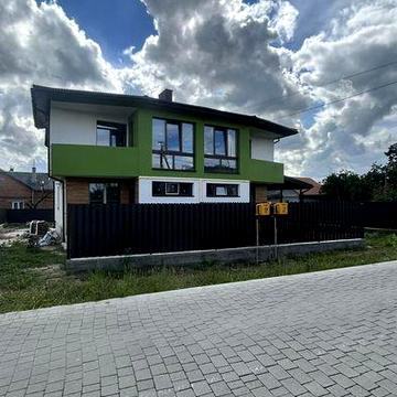 Продаж ЗБУДОВАНОГО КОТЕДЖУ у центрі Зимної Води! Без комісії!