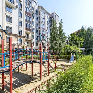 Щекавицька вул., 30/39