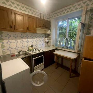 Сдам 2-к квартиру . Рядом Центр .