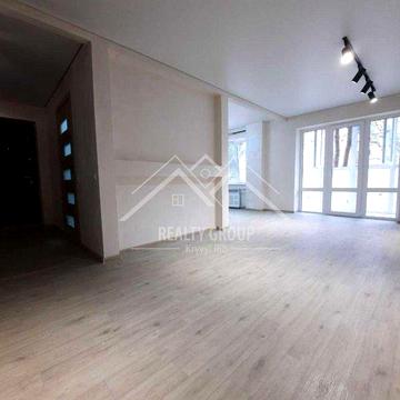 Продаж 2к квартири "студії" з ремонтом на 44 кв. Сертифікат