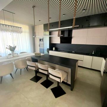 Вишеньківська вул.