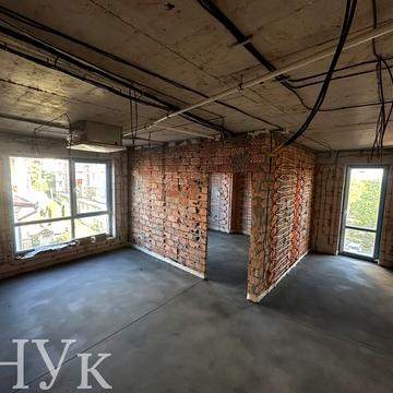 Степана Бандери просп., 16