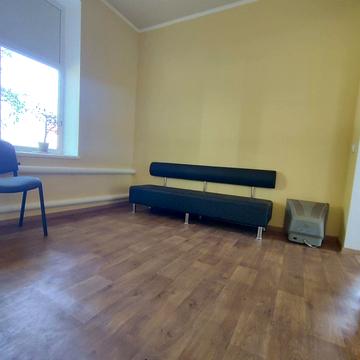 Героїв-земляків вул., 72