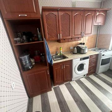 Продам 1 комнатную квартиру в г Вышгород
