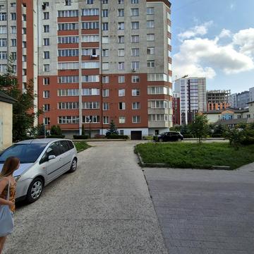 Хіміків вул., 23б