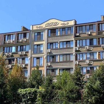 1 - ком ЖК Академгородок на Говорова Парк Победы, газ, красный кирпич