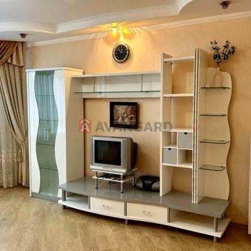 Продається 3-кімнатна квартира 104 м, метро Васильківська