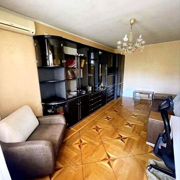 Київ Драгоманова 23Б Продаж 2-кімнатна квартира Терміново 80000€